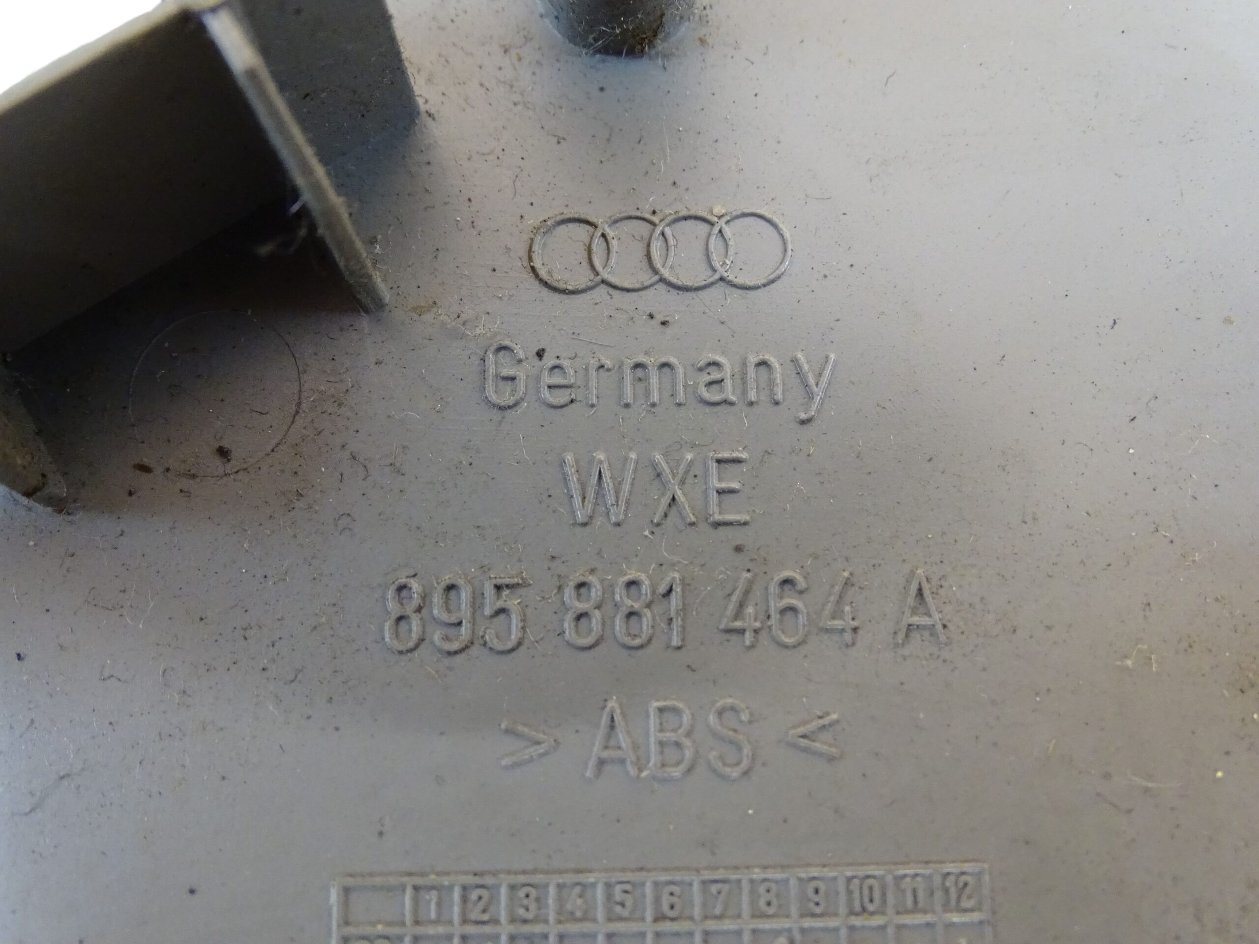 895881464A Audi 80 B4 Cabrio Coupe Typ 89 RS2 Sitzseitenkappe Sitz Abdeckung Sitz Verkleidung Grau Rechts – Bild 5