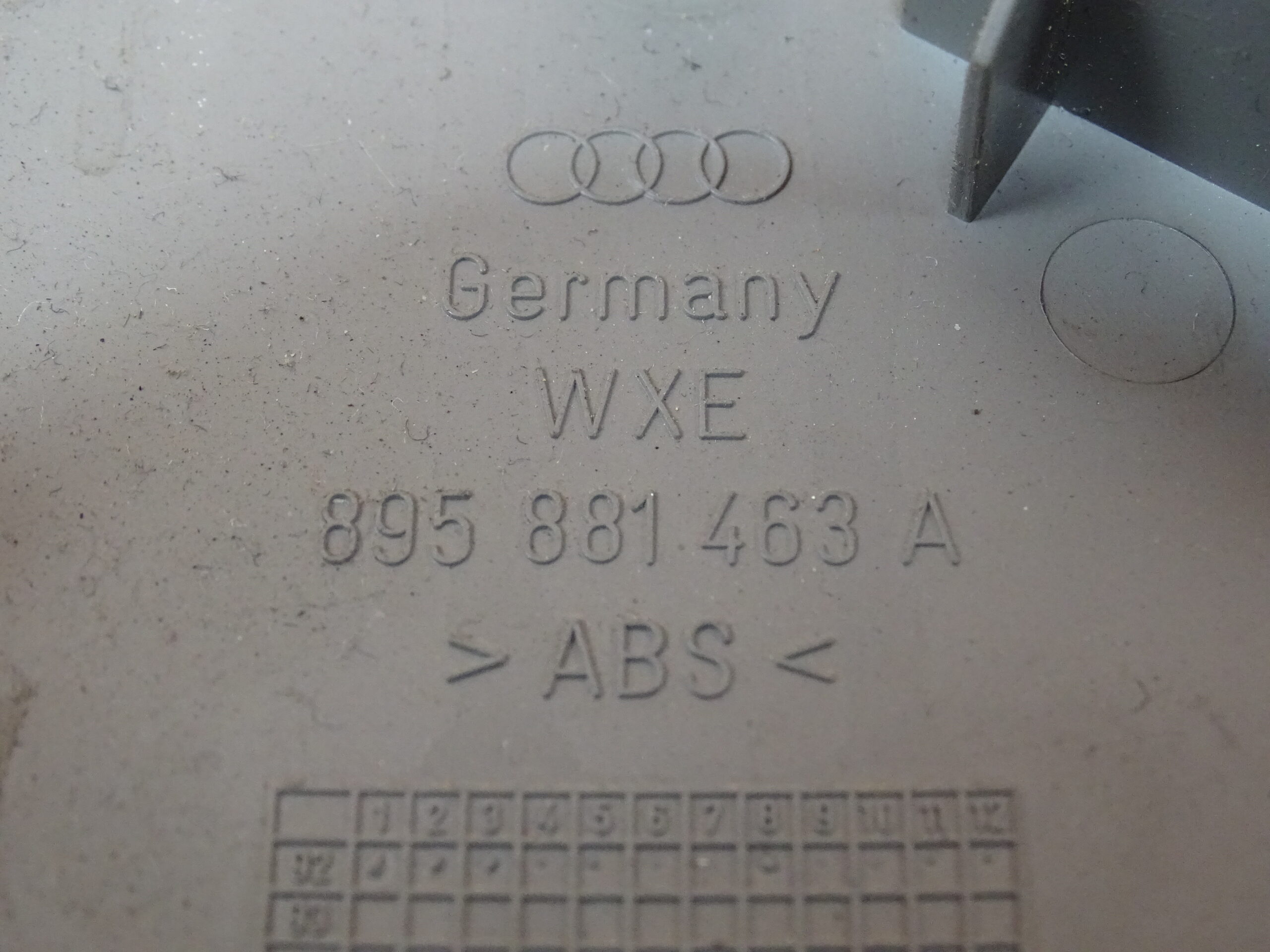 895881463A Audi 80 B4 Cabrio Coupe Typ 89 RS2 Sitzseitenkappe Sitz Abdeckung Sitz Verkleidung Links Grau – Bild 4