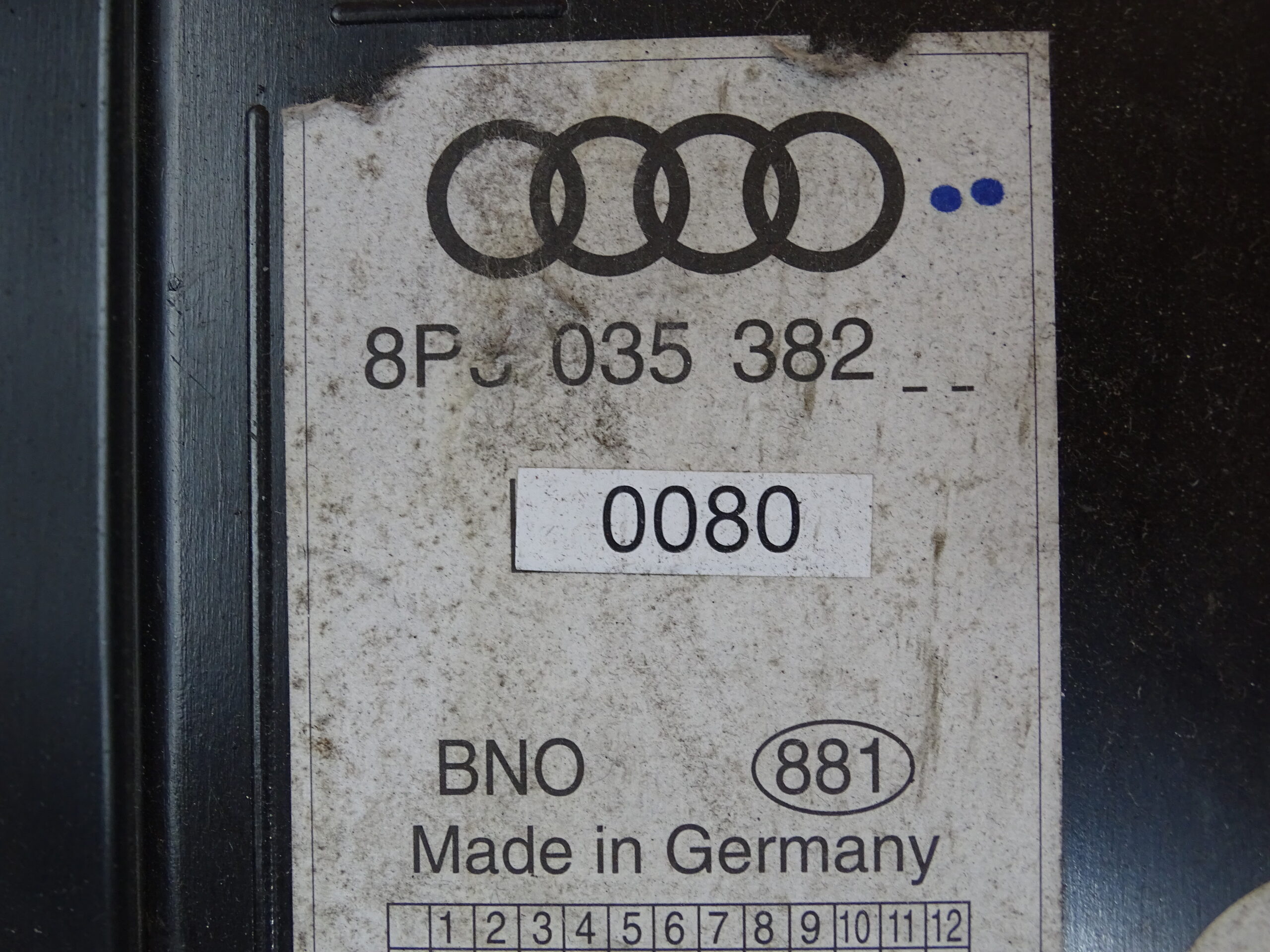8P4035382 / 8P0035382 Audi A3 8P Subwoofer Basslautsprecher Bass Verstärker Endstufe – Bild 7