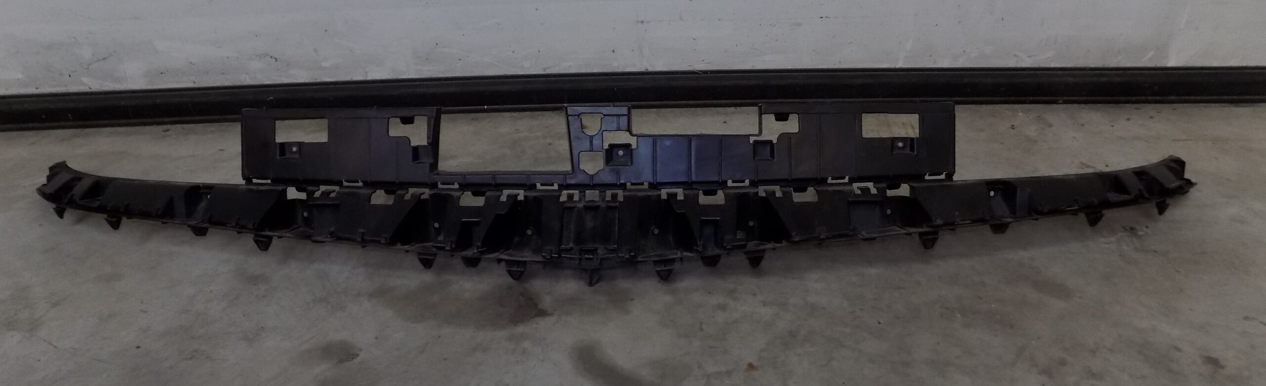86535-G1000 Hyundai Ioniq 5 Stoßstangenhalter vorne komplett – Bild 2