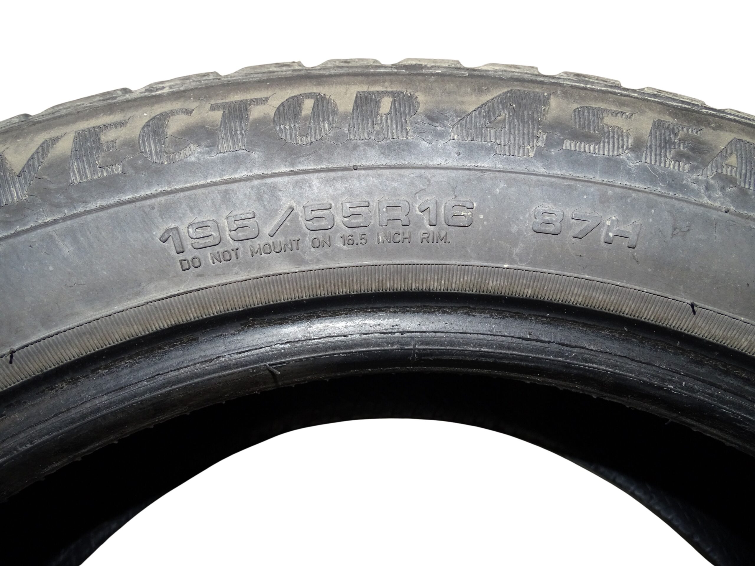 2x Goodyear Vector 4 Season Allwetterreifen 195/55 R16 DOT1319 Profiltiefe 4-5mm – Bild 8