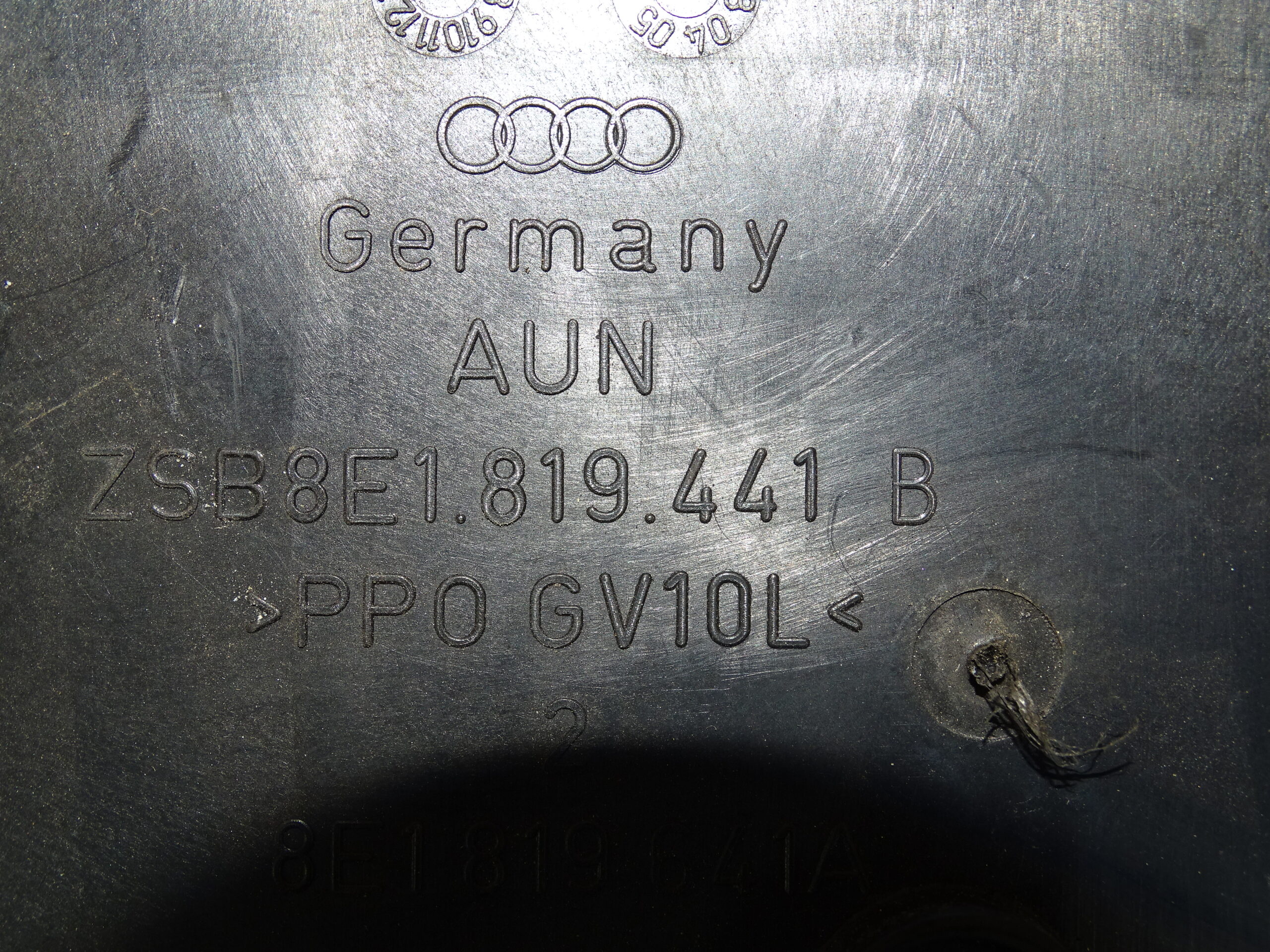 8E1819441B Audi A4 S4 RS4 8E B6 B7 Cabrio 8H Seat Exeo Rahmen Innenraumfilter Pollenfilterkasten Pollenfiltergehäuse – Bild 5