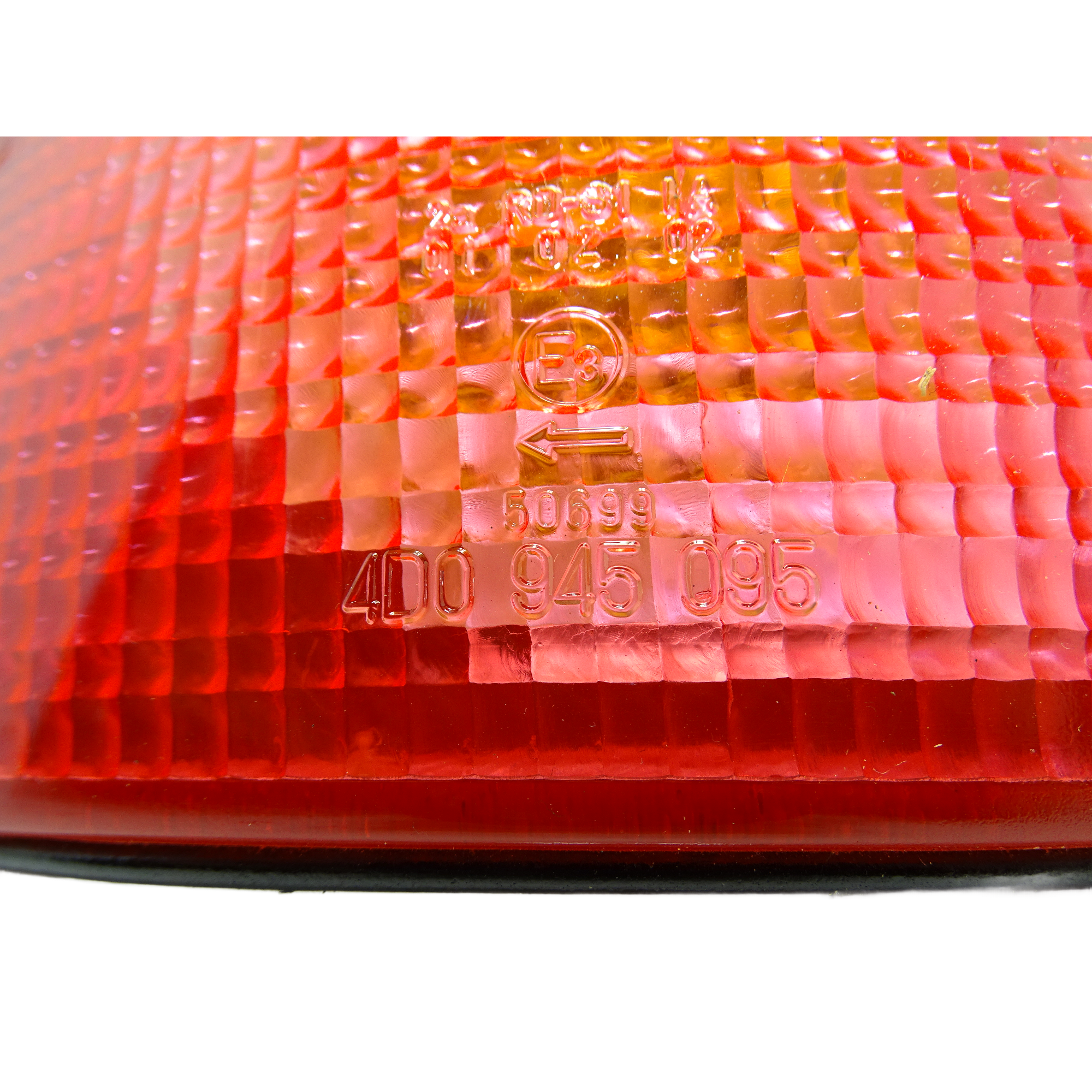 4D0945095 Audi A8 S8 D2 Hinten Rückleuchte Heckleuchte Links außen – Bild 8